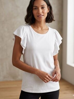 NWOT GAP Pima Cotton Flutter Sleeved Fitted Tee White Size M Beachy